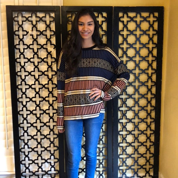 Forever 21 Sweaters - BLUE BLK CREWNECK STRIPE SWEATER